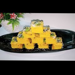 Khaman Dhokla (Nylon Khaman) A picture of Khaman Dhokla (Nylon Khaman).
