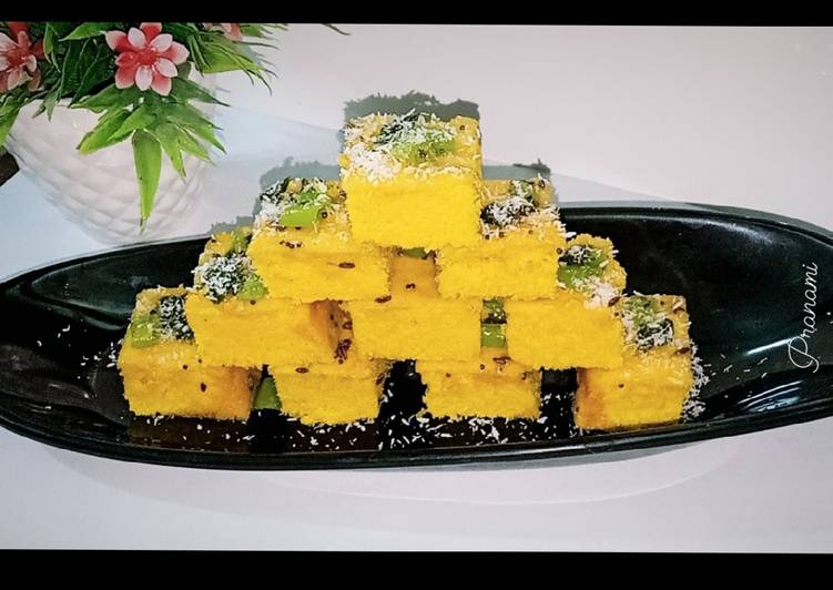 Khaman Dhokla (Nylon Khaman)