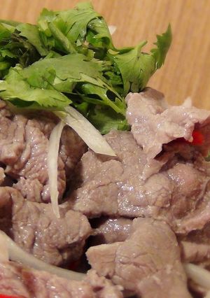 【哇菜影音食譜】泰式酸辣牛肉片 的食譜成品照片