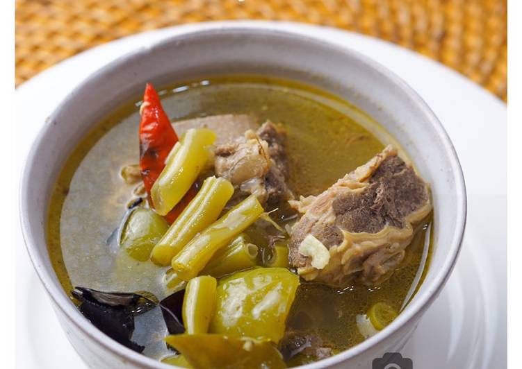 Rahasia Bikin Asem Asem Iga yang Enak Banget