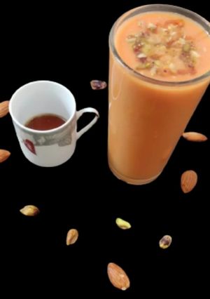 A picture of Papaya milkshake.