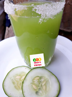 A picture of Cucumber and lemon.