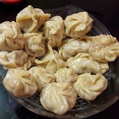 A picture of Chicken momo.