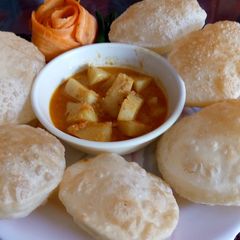 A picture of Luchi.