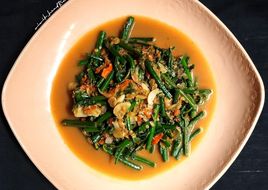 Tumis Pakis Udang Rebon