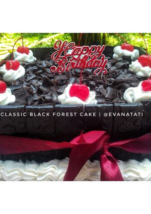 Foto resep Blackforest cake enak dan lembut