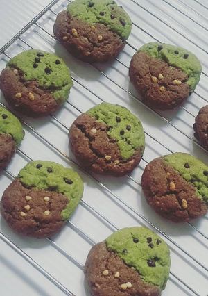 Hình của món Half and Half cookie.