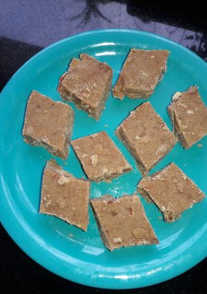 A picture of Atta Gur Burfi.