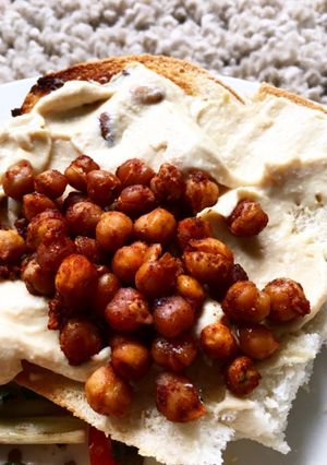 A picture of Roast Chickpeas 🧡.