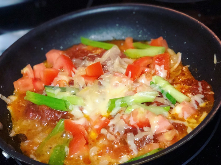 Anti Ribet, Buat Ikan Flounder fillet masak dengan saus salsa dan edam cheese Yang Mudah