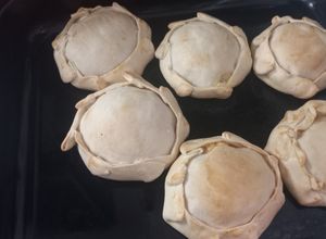 Una foto de Tartas chicas de jamón y queso