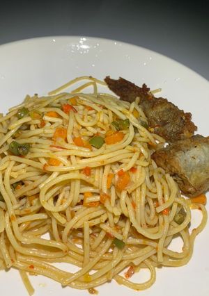 A picture of Stir fry Spaghetti.