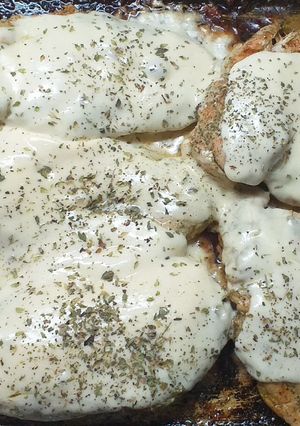 Una foto de Pechugas de pollo adobado a la plancha