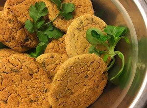 Foto principal de Falafel con harina de garbanzos en 5 minutos para freír