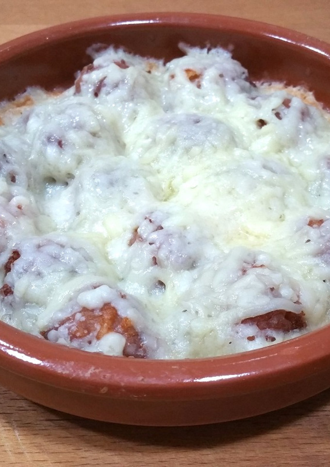Una foto de Albóndigas con queso