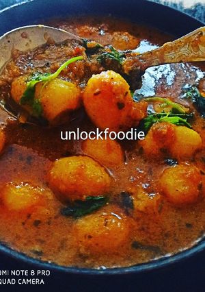 A picture of Baby Potatoes Dum Aloo in Panjabi style.