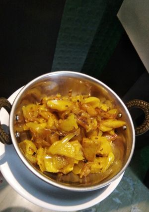 A picture of Quick potato, onion,veg.