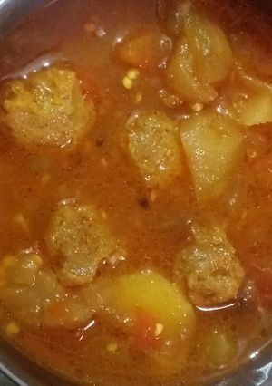 A picture of Aloo soyabeen.