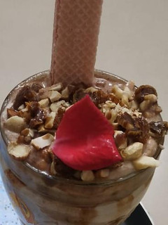 ড্রাই ফ্রুটস আইসক্রিম লস্যি (dry fruits icecream lassi recipe in Bengali) রেসিপির প্রধান ছবি