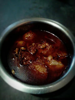 A picture of Mutton curry.