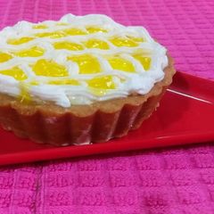 Pineapple cheese cake tarts A picture of Pineapple cheese cake tarts.