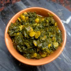A picture of Green Amaranth curry.