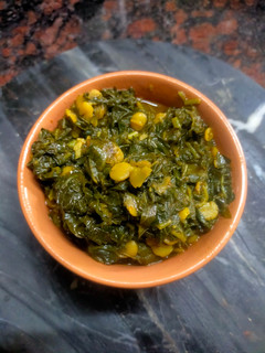 A picture of Green Amaranth curry.
