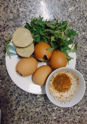 Hình của món Trứng gà nướng.