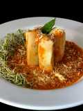 Pasta roll rellena de espinaca y ricota