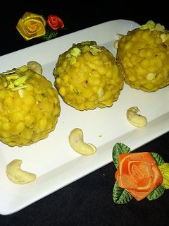 બુંદી ના લાડુ રેસીપી મુખ્ય ફોટો