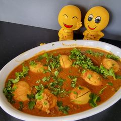 A picture of Egg curry.