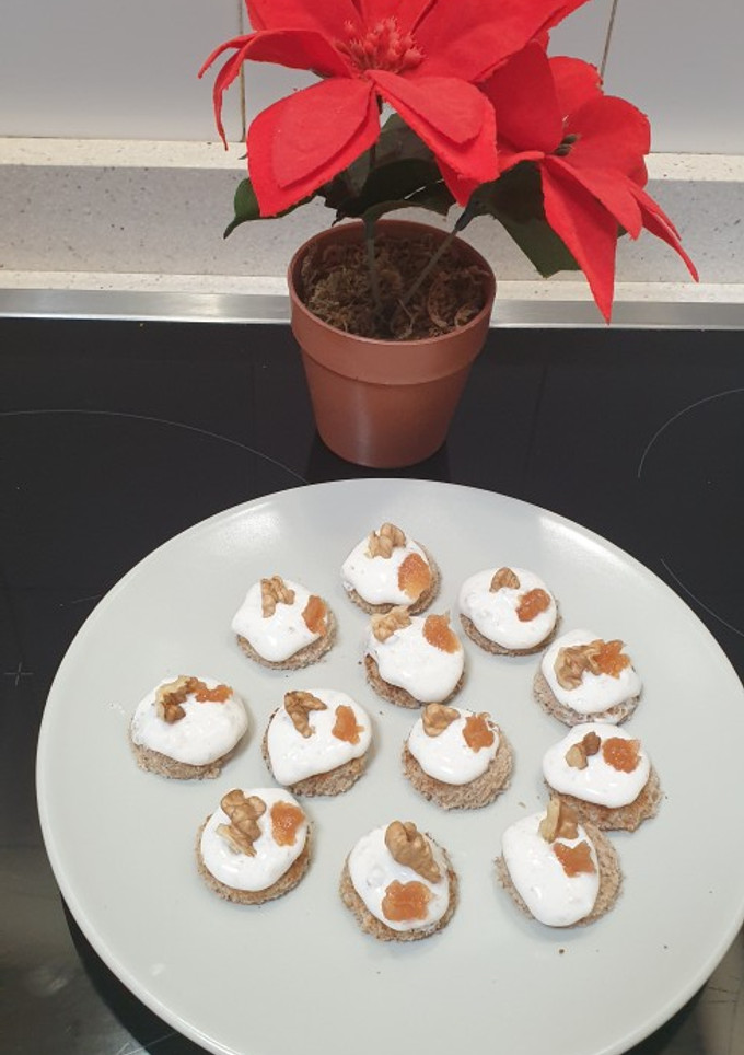 Una foto de Mousse de queso con nueces