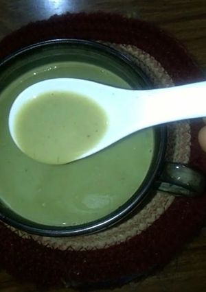 A picture of Palak Soup / Spinach Soup.