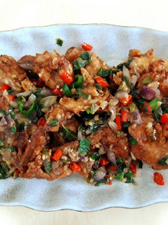 Foto resep Sayap ayam goreng oseng bawang