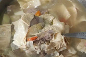 Resep Sop baikut /iga babi Untuk Pemula