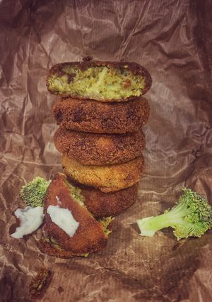 Una foto de Medallones de brócoli 🥦 y garbanzos