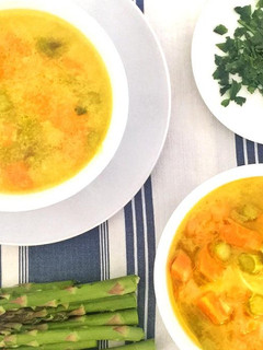Una foto de Sopa de puerros o Porrusalda