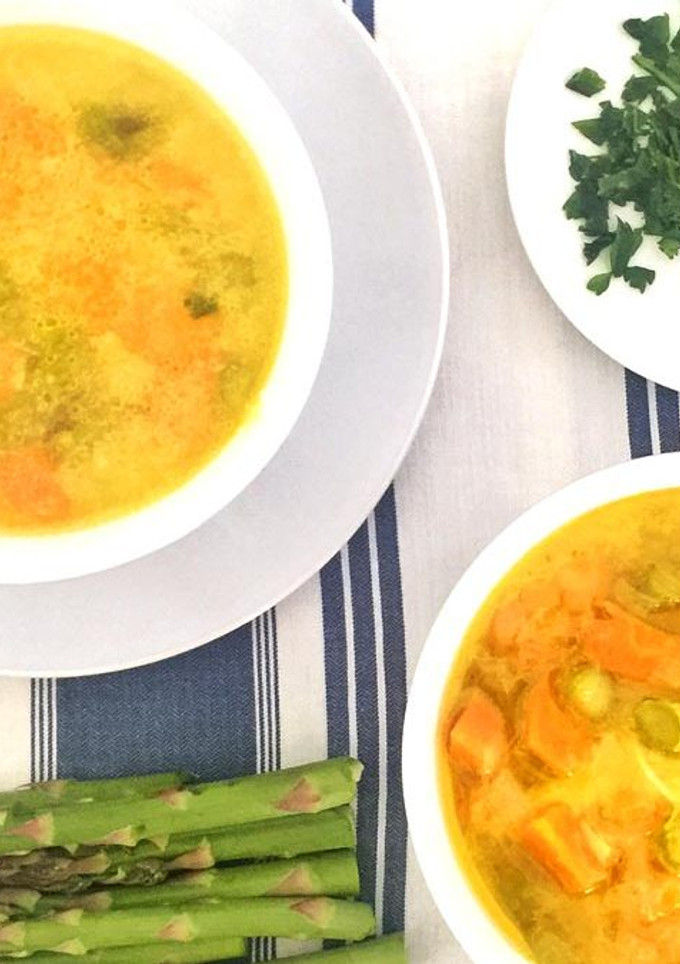 Una foto de Sopa de puerros o Porrusalda