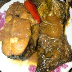 รูปของ Ikan patin bumbu kuning