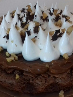 Una foto de Brownie con Dulce de leche y Merengue 👑