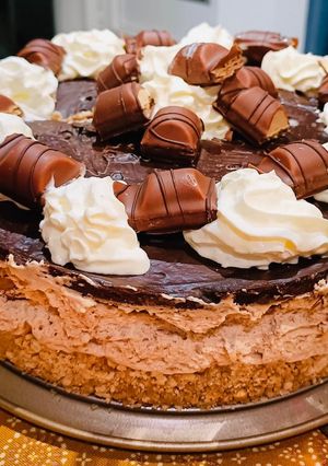 Une photo de Cheesecake kinder bueno
