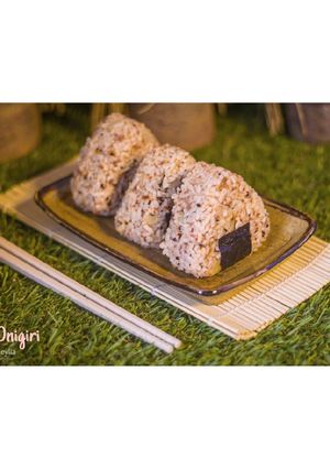 Foto resep Pinkish Onigiri