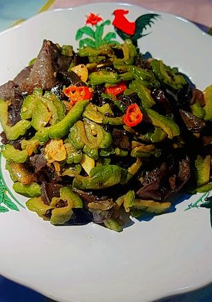 Foto resep Oseng pare jamur kuping