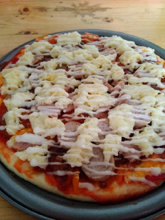 Foto resep Pizza Homemade Empuk Percis Pizza Hut