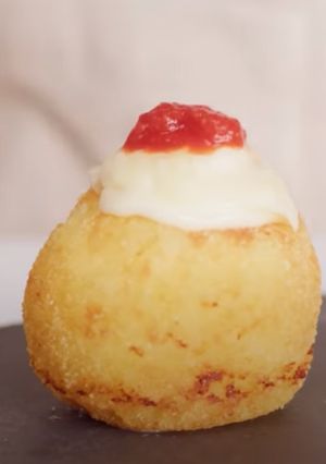 Una foto de Bolitas de patata y carne picada