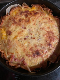 Una foto de Quiche de pollo y bacon