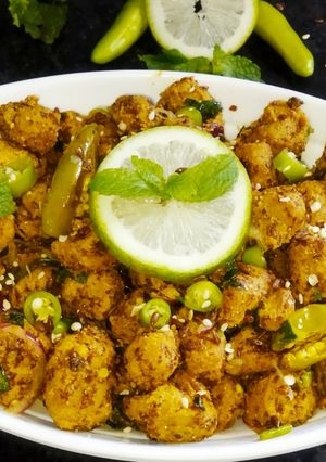 सोयाबीन अचार (soyabean achar recipe in Hindi) रेसिपी मुख्य फोटो