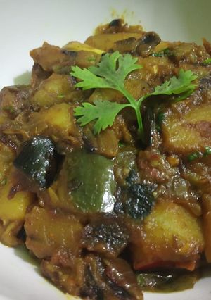 বেগুন আলুর চচ্চড়ি (begun alu chachari recipe in Bengali) রেসিপির প্রধান ছবি