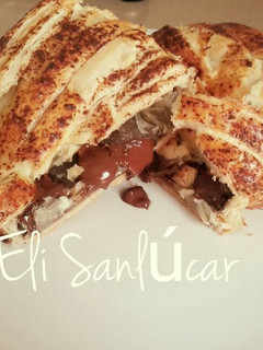 Una foto de Trenza de chocolate con macadamias