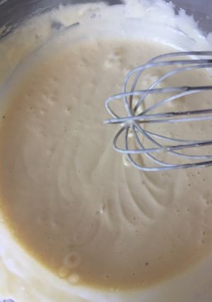A picture of Homemade mayonnaise.